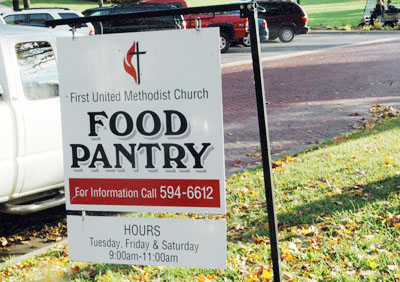 Families seek pantry help