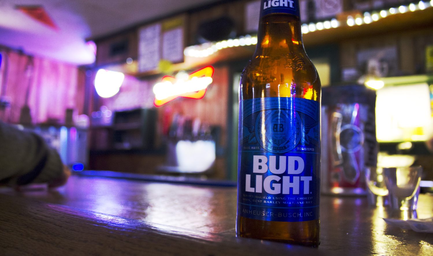 The Salt Mine offers many choices of beverages, including one of the main favorites, Bud Light. Image by Lexi Loya.