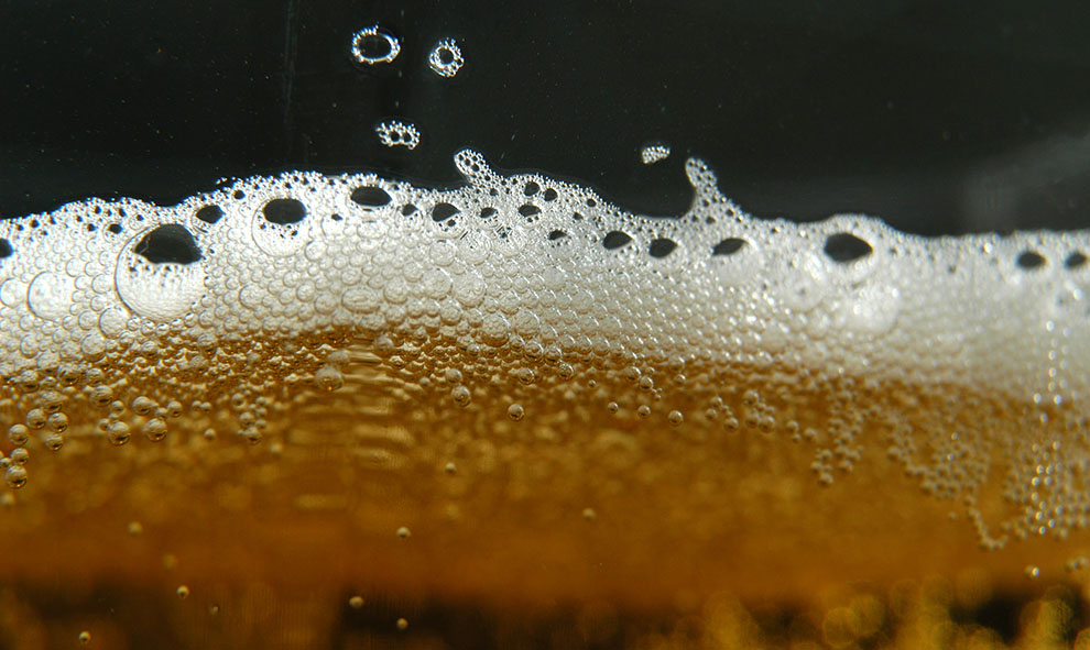 Spring class will study the business and economics of alcohol