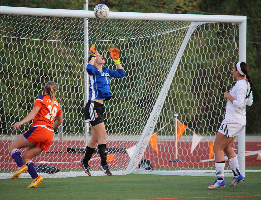 Goalie Rachel Hunt jumps to prevent a Missouri Valley goal. Hunt registered a shutout in the game on Oct. 26 at Liston Stadium. Image by Jenna Black.