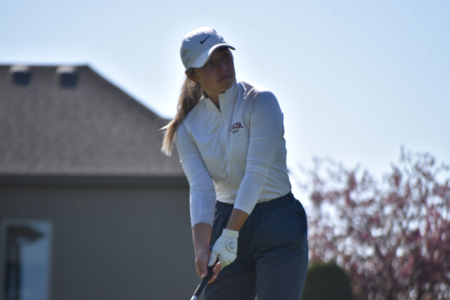 Senior Mia Tovkach is one of ten players on the Womens roster this fall. Both Men and Womens Golf treat the fall season as their warmup, and plan to continue their momentum this spring. 